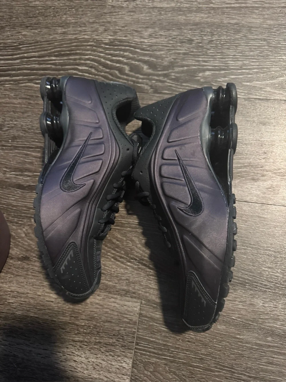 Nike shox r4